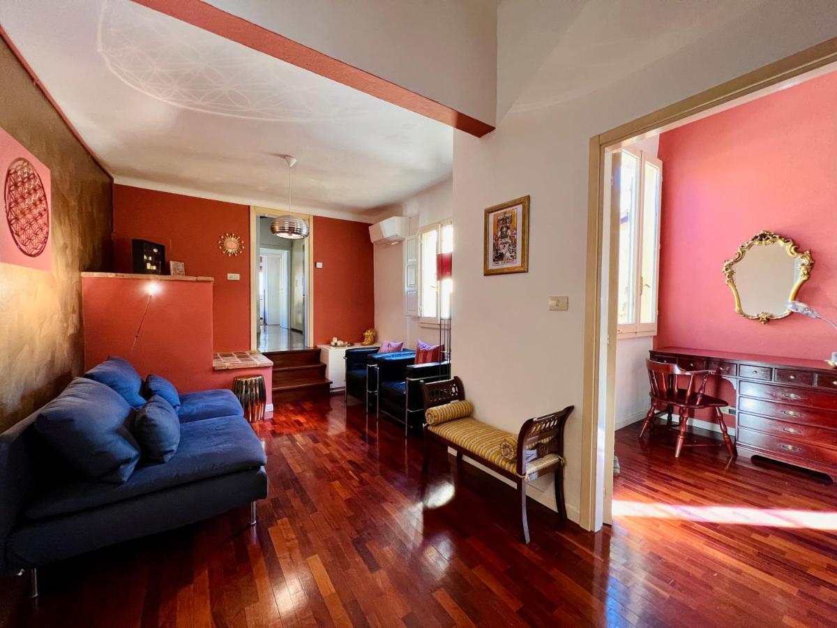 House Of Chariot - In The Heart Of Bologna Apartment ภายนอก รูปภาพ