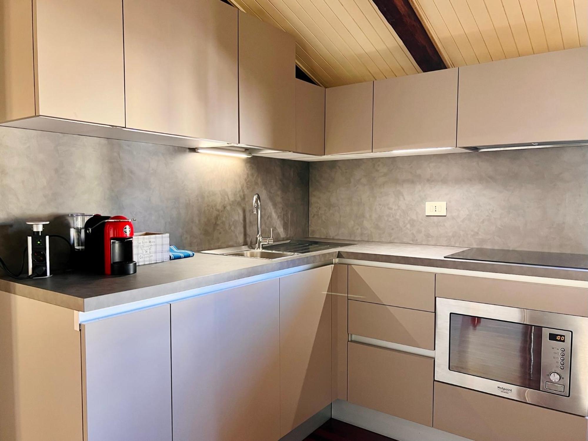 House Of Chariot - In The Heart Of Bologna Apartment ภายนอก รูปภาพ